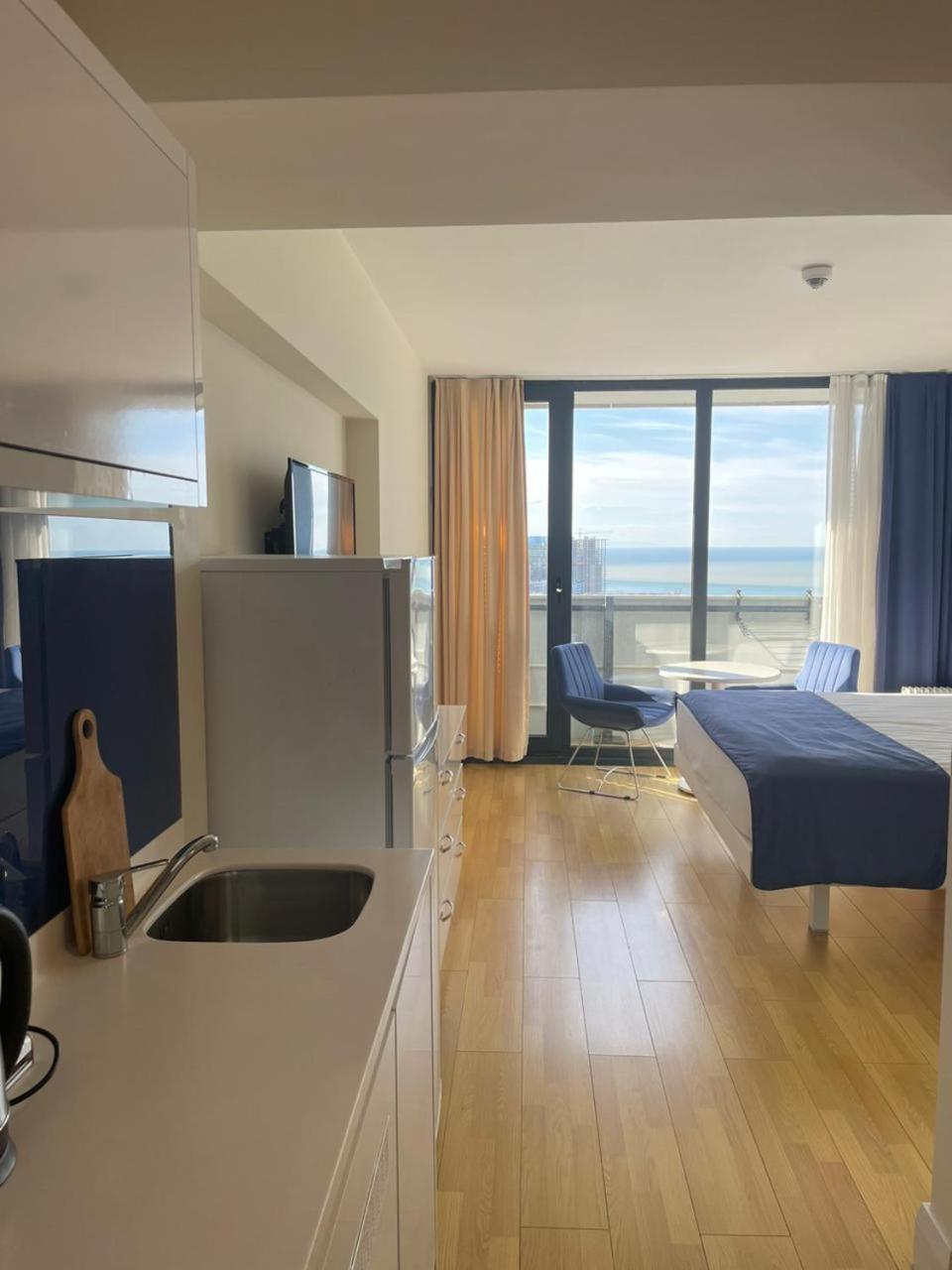 Orbi Сiti Sunshine Apartments Батумі Екстер'єр фото